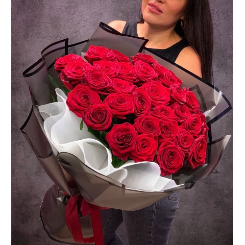 Купить на заказ Букет из 35 красных роз с доставкой в Шаре